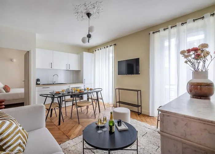 2#Two Bedrooms#Champs Elysees#Arc De Triomphe#Ac