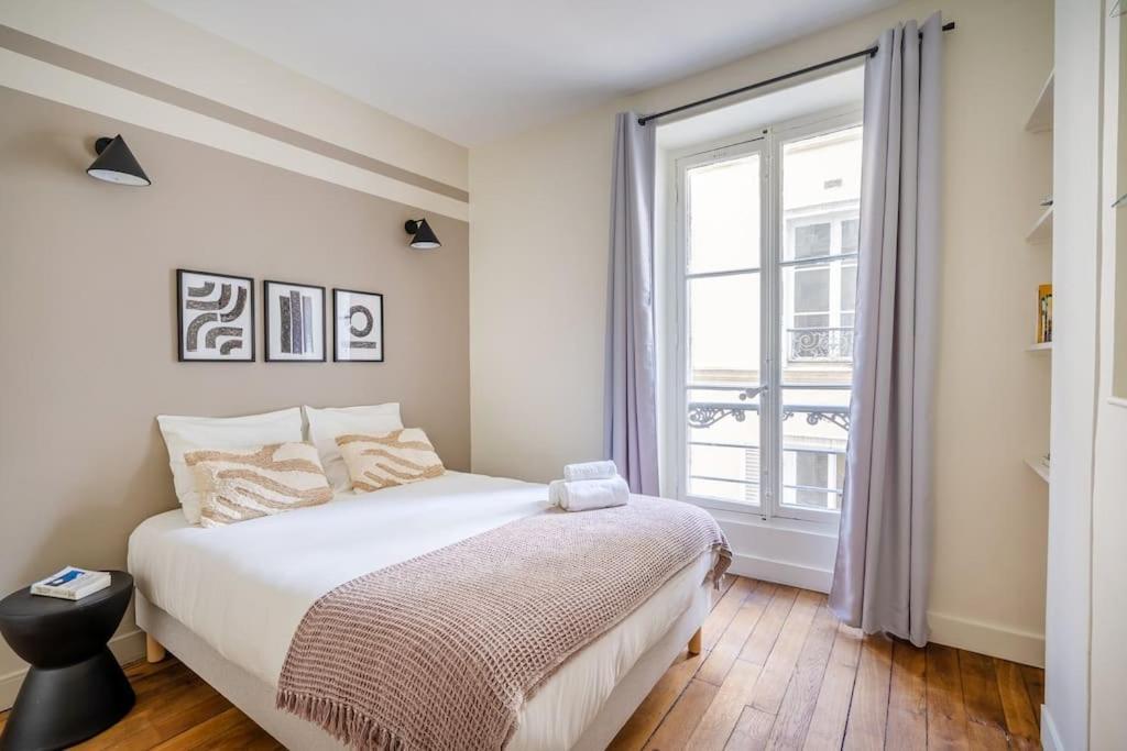 Appartement 2#two Bedrooms#champs Elysees#arc De Triomphe#ac Parijs